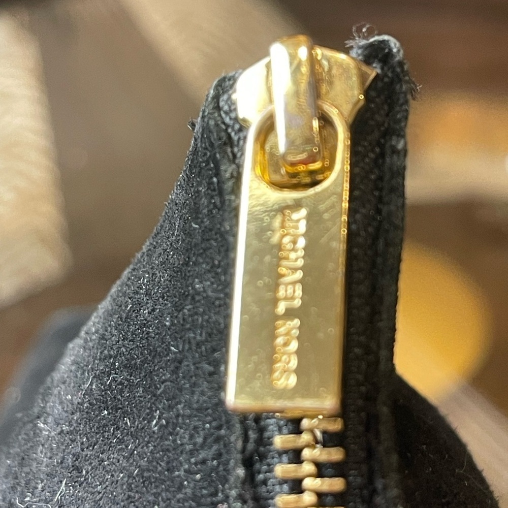 🔺SOLD🔺MICHAEL Michael Kors Black Heels with Ankle Strap size 10m suede stiletto - Picture 2 of 9